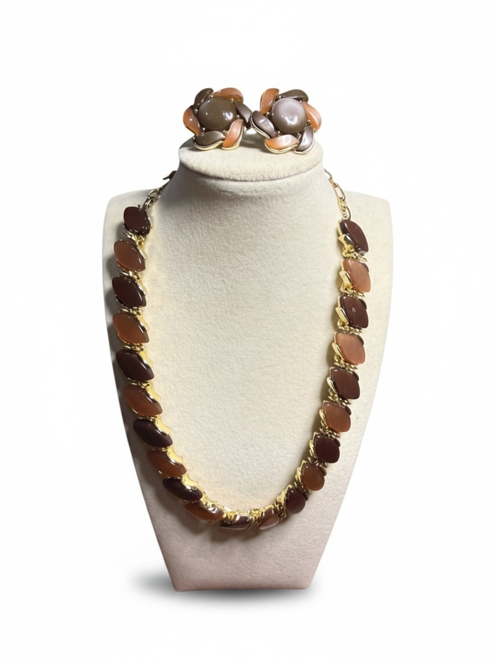 Vintage Lisner Brown Thermoset Necklace & Clip Earrings Demi Parure